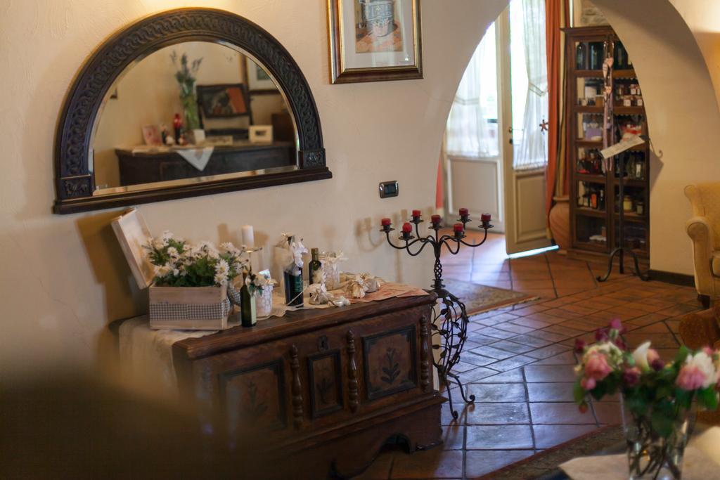 Locanda Antiche Macine ซานตาคันเจโล ดิ โรมาญญา ภายนอก รูปภาพ