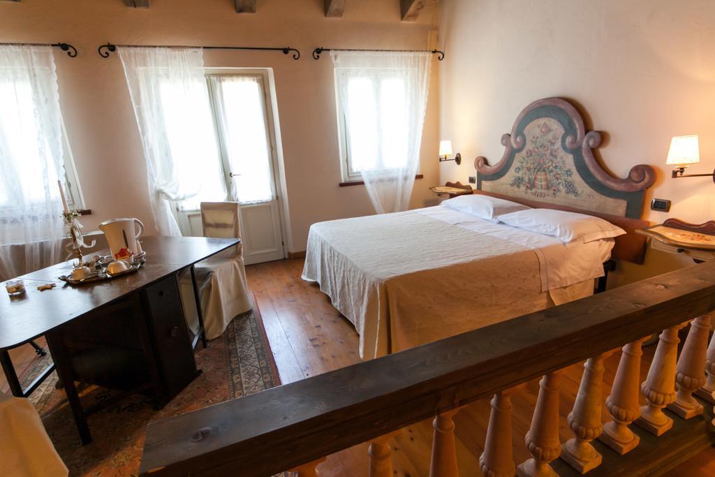 Locanda Antiche Macine ซานตาคันเจโล ดิ โรมาญญา ภายนอก รูปภาพ
